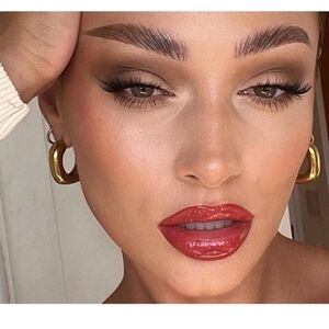 🌟🧚‍♀️BURLESQUE Lorac DISCONTINUED Lipgloss NWOBOX